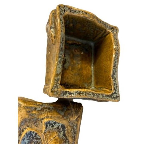 Handcrafted Ceramic Trinket Box With Leaf Detail In Golden Bronze Finish 6" x 5" - Picture 11 of 13